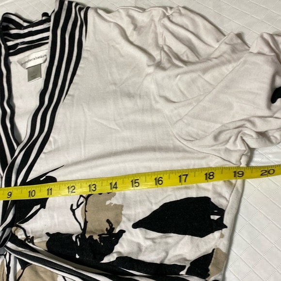 Christopher & Banks V-neck T-shirt twist tie at bust rayon & spandex - Picture 9 of 9